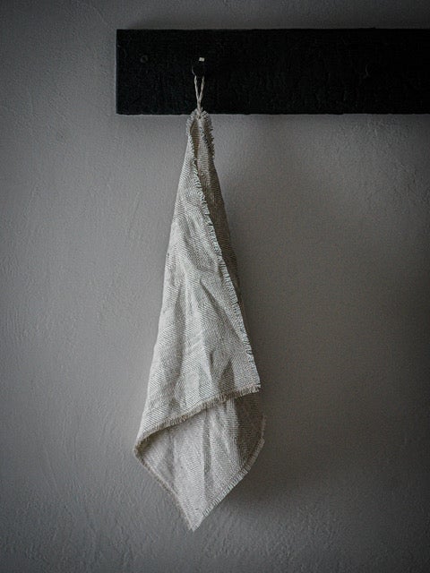 GIS LINEN WASH CLOTH
