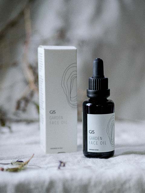 GIS GARDEN FACE OIL